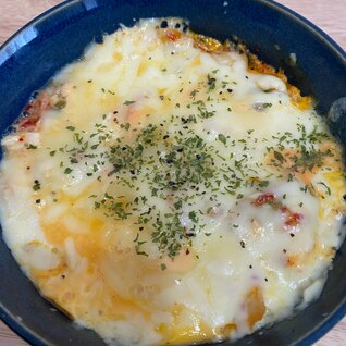 混ぜるだけ！レンジでヘルシーキムチ豆腐グラタン